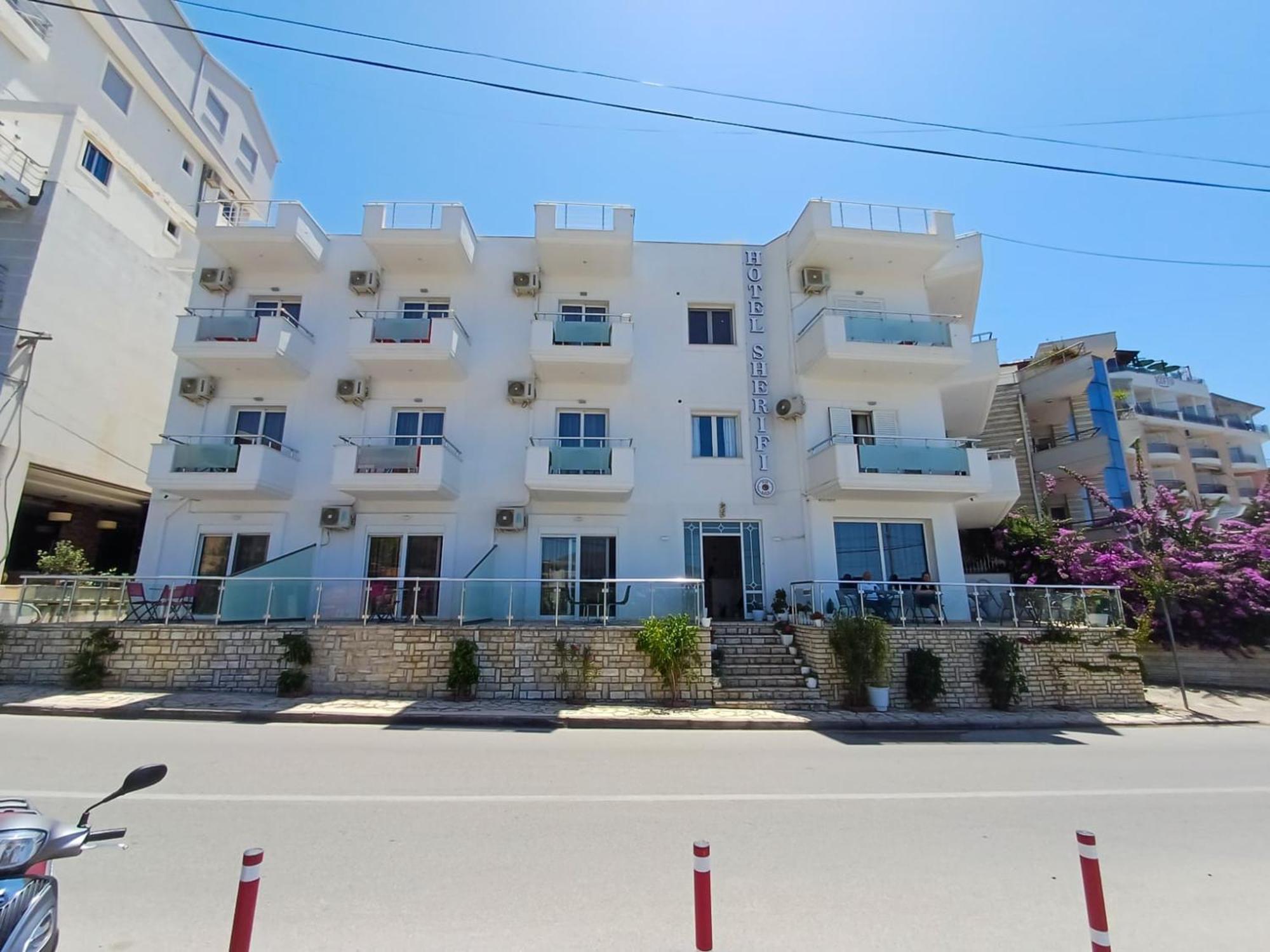 Hotel Sherifi Саранде Екстериор снимка