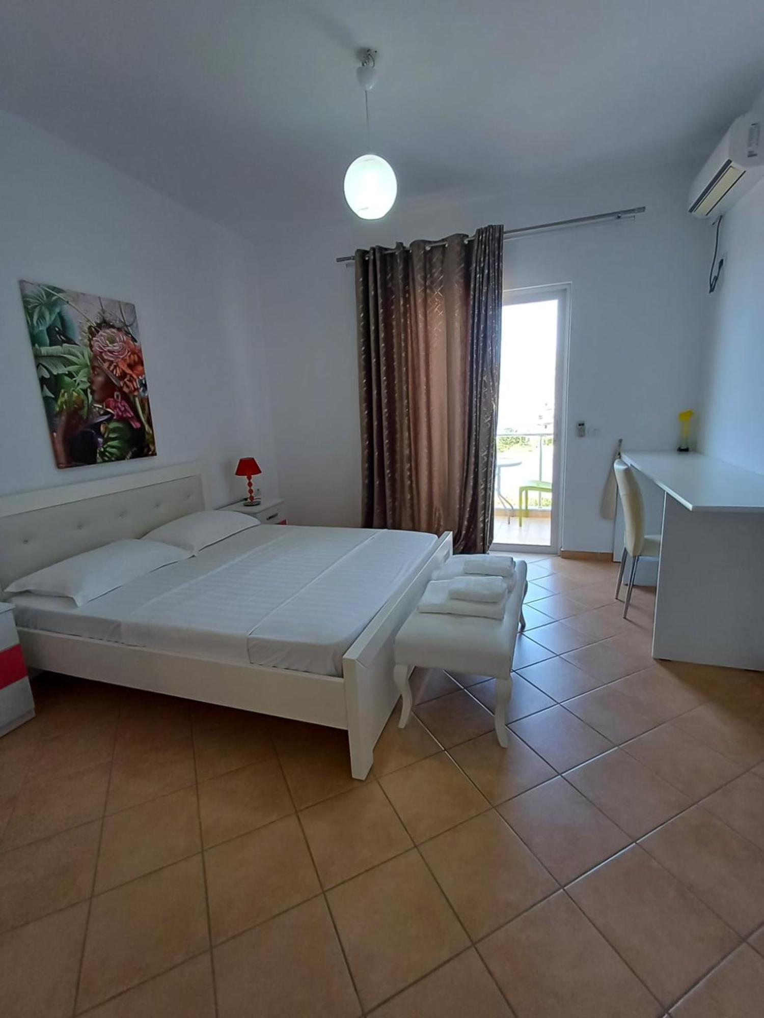 Hotel Sherifi Саранде Екстериор снимка