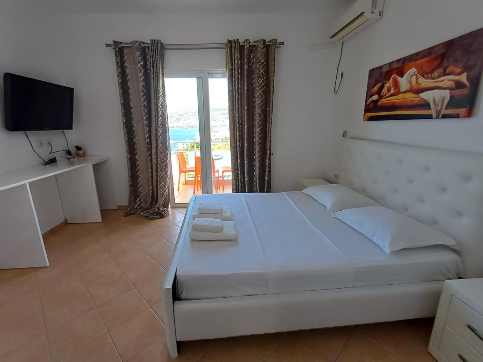 Hotel Sherifi Саранде Екстериор снимка