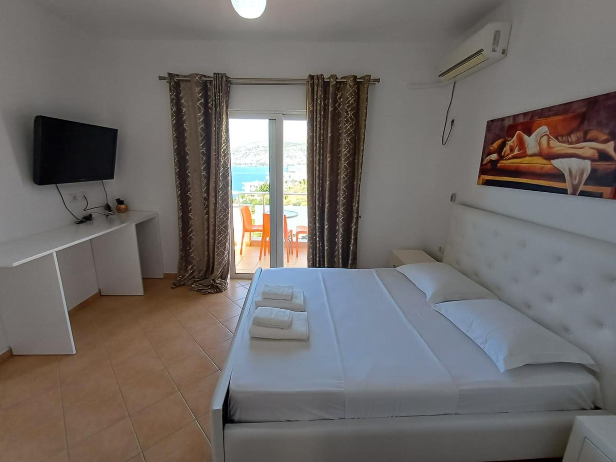 Hotel Sherifi Саранде Екстериор снимка