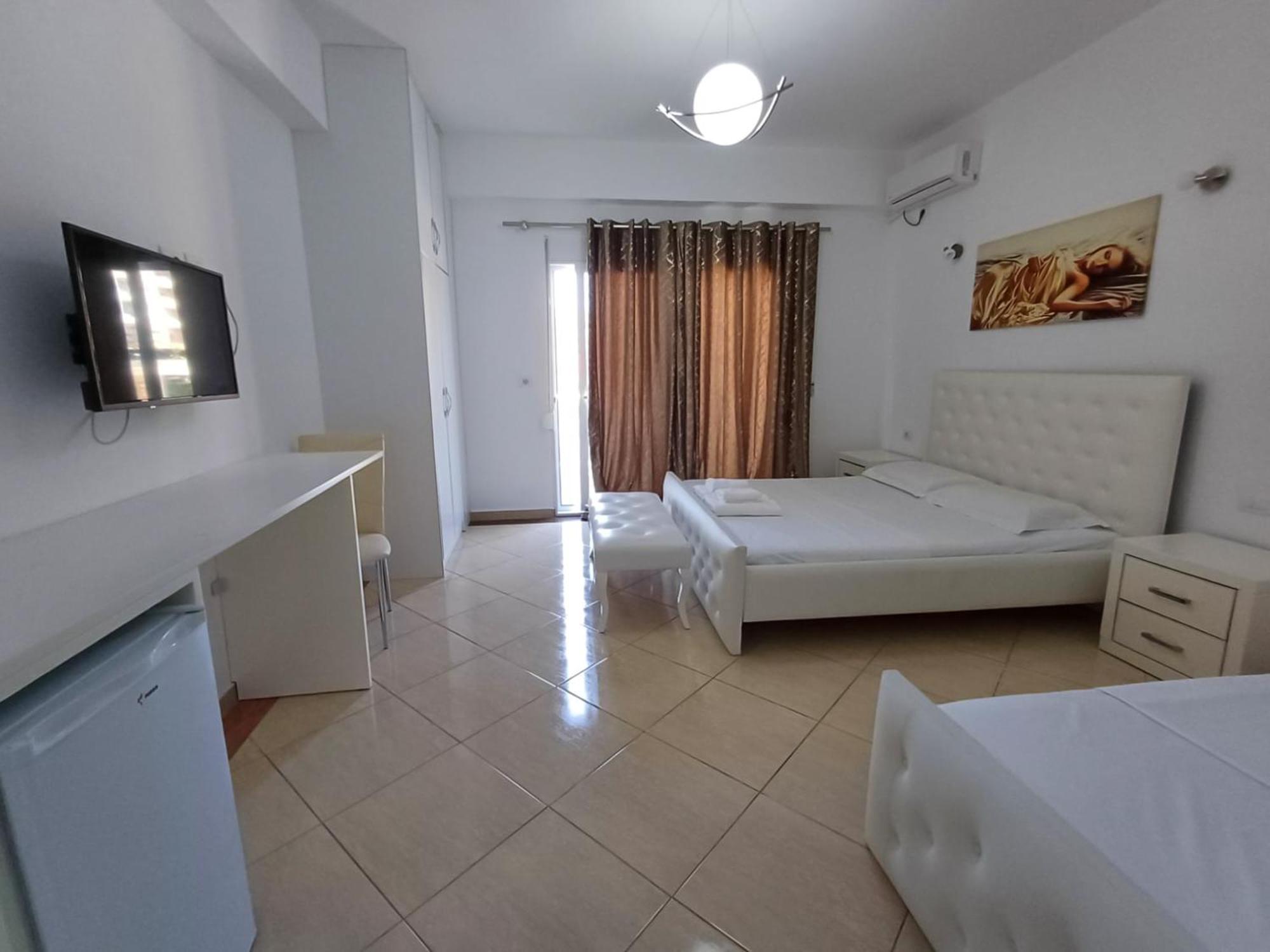 Hotel Sherifi Саранде Екстериор снимка