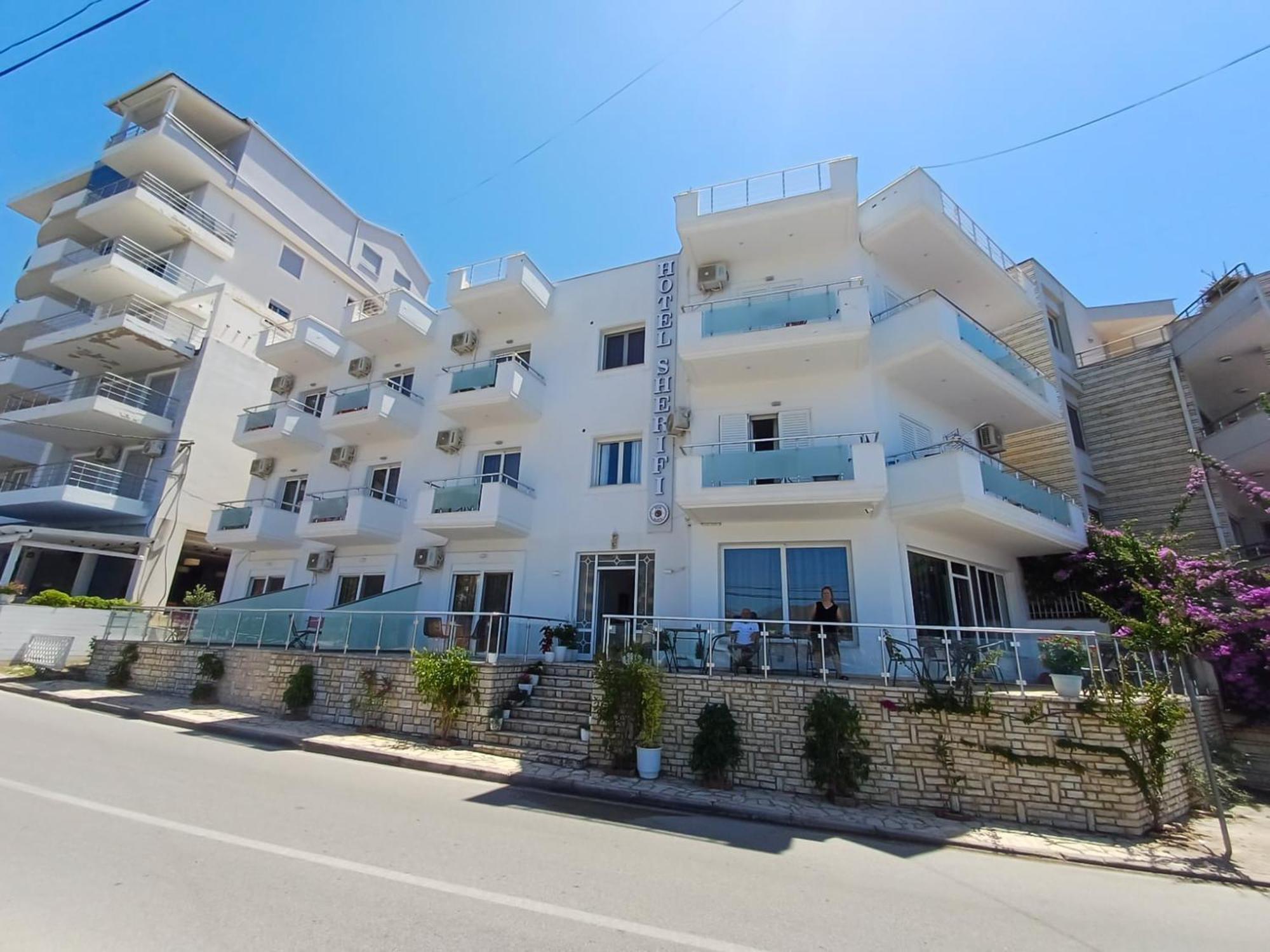 Hotel Sherifi Саранде Екстериор снимка