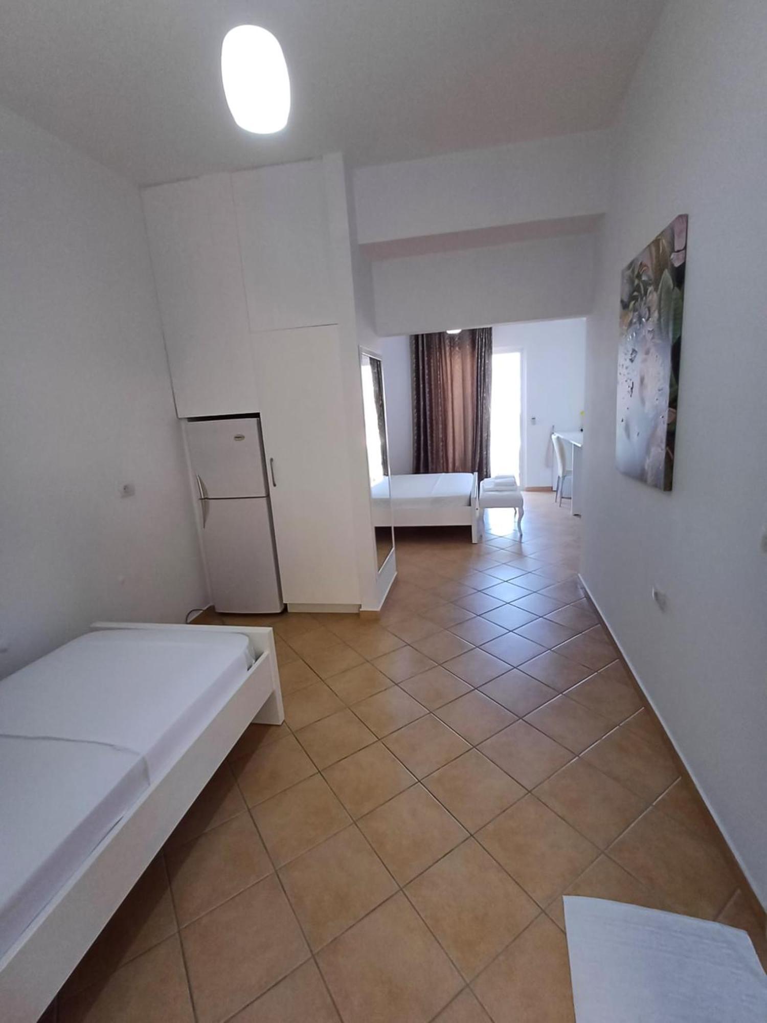 Hotel Sherifi Саранде Екстериор снимка